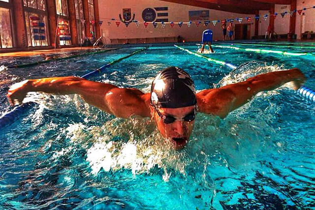 Alan Cabello ja s'ha entrenat a la piscina del Club Natació Calella, abans de tornar a la Blume de Madrid. Foto: carlespascual.cat